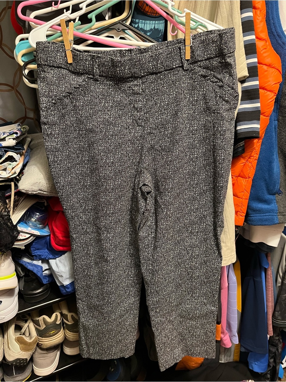 Rafaella Black & Gray Cropped Ponte Ankle Pants